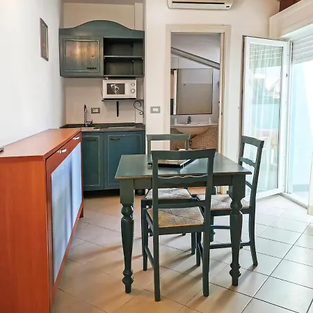 La 3* カットーリカ