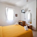 La Hotell