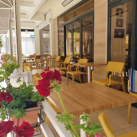 La Hotel 3*