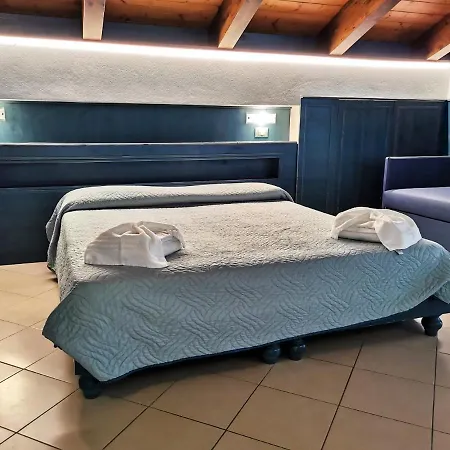 La Hotel